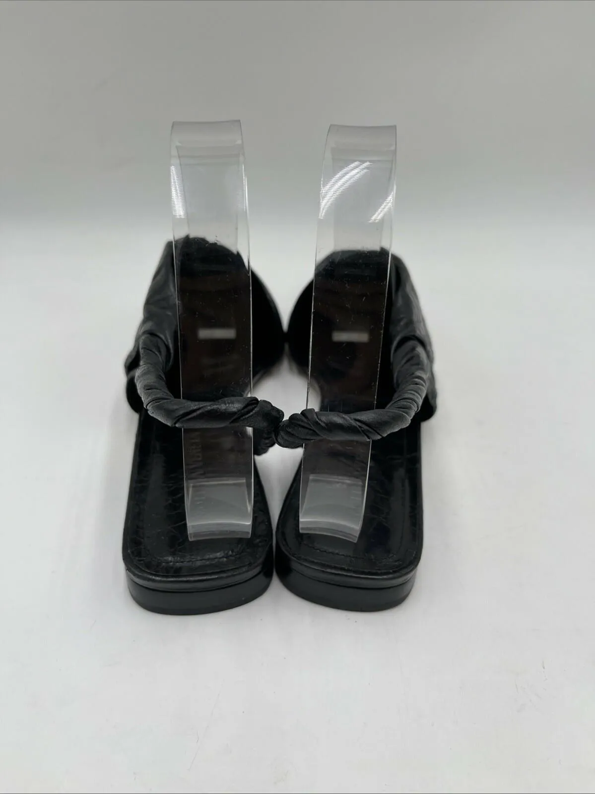 Bottega Veneta Women's Pointed Toe Twist Leather Slingback Flats Black Size 37 - Very Good