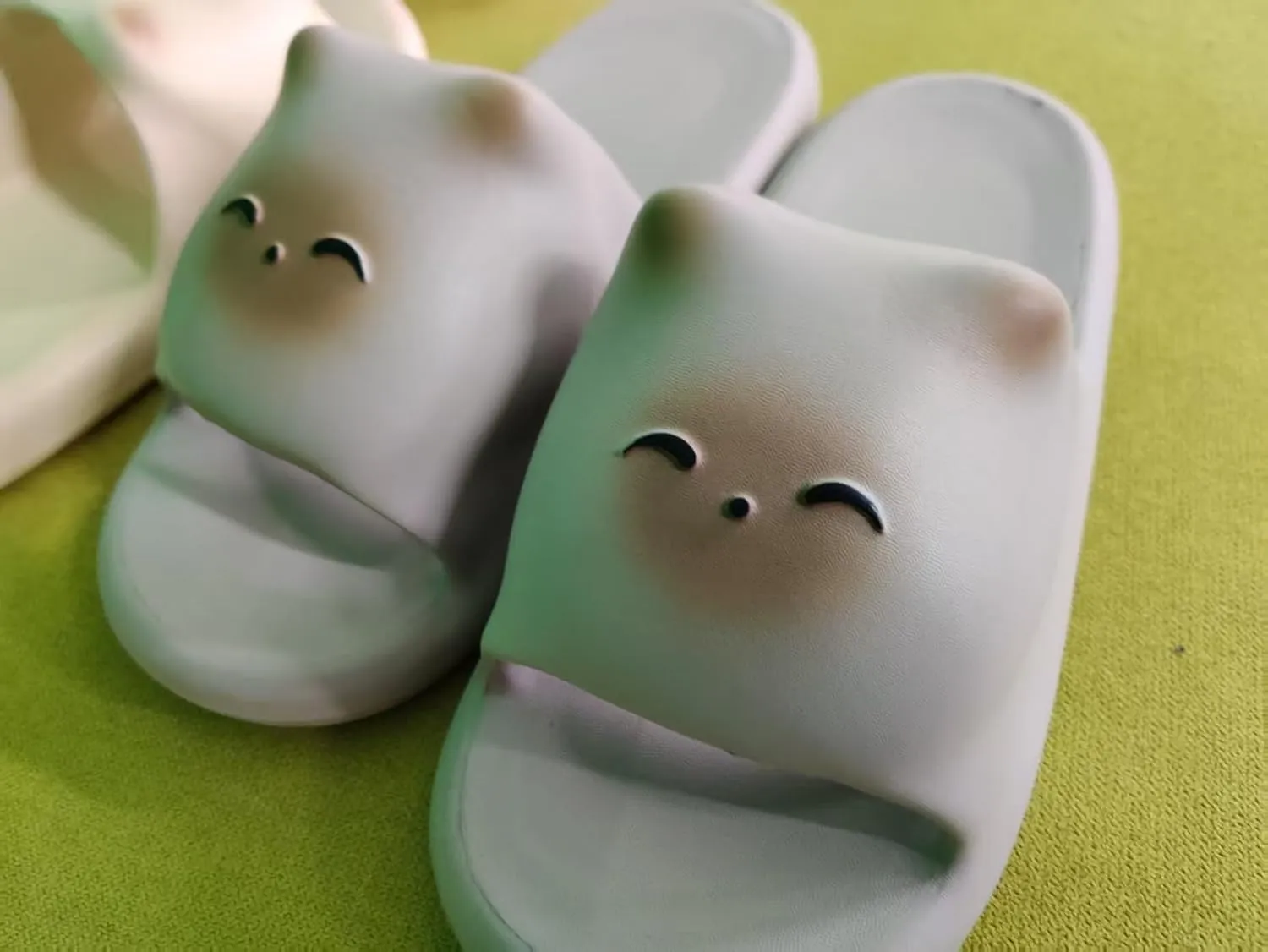 Cat Slippers Women Cute Kitty Slides Soft Sole Kawaii Quick Drying Preppy Shower Bathroom Outdoor Men
