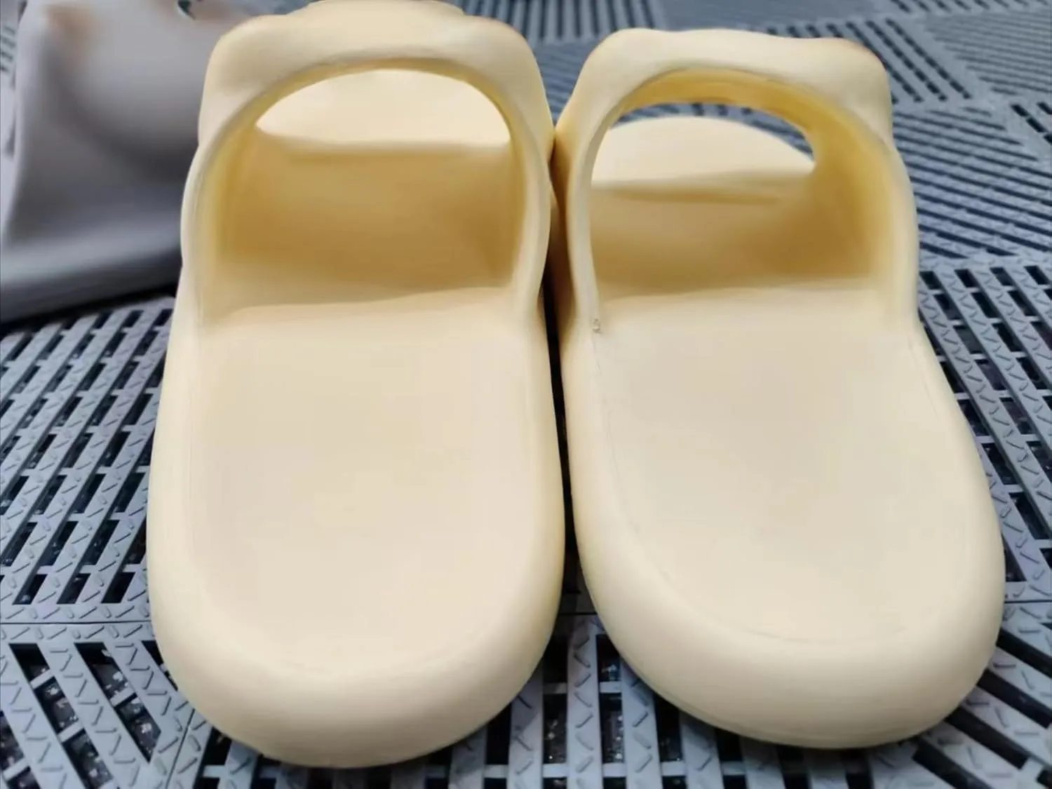 Cat Slippers Women Cute Kitty Slides Soft Sole Kawaii Quick Drying Preppy Shower Bathroom Outdoor Men