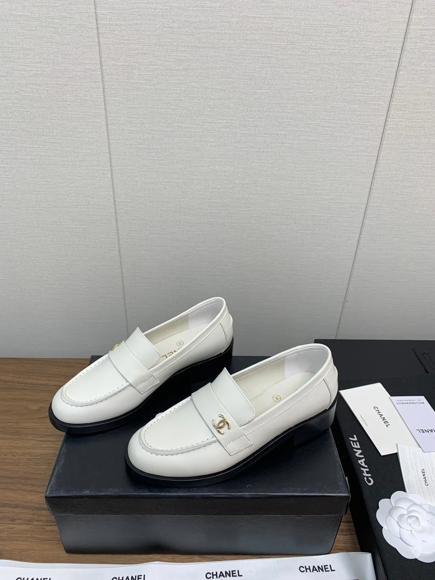 CC Loafers 25mm White Lambskin
