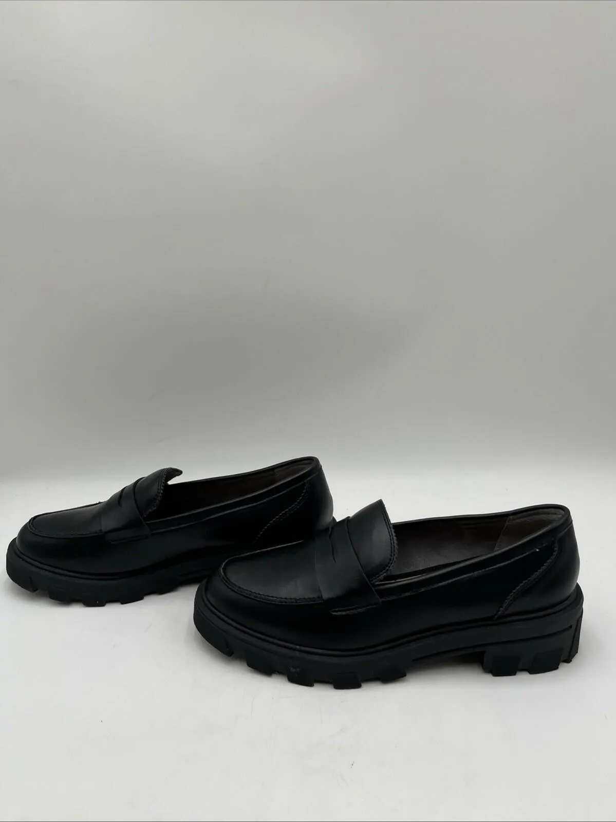 Crown Vintage Women's Lane Loafers Black Size 8.5M - Very Good