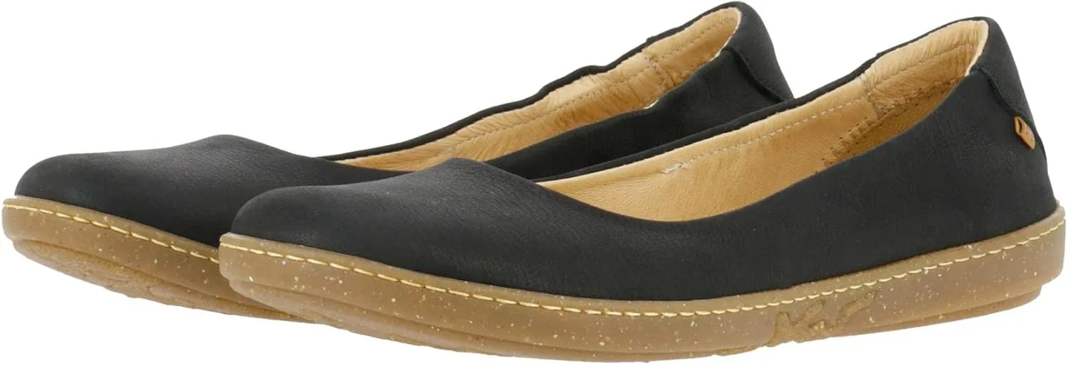 El Naturalista Women's Closed Toe Ballet Flats