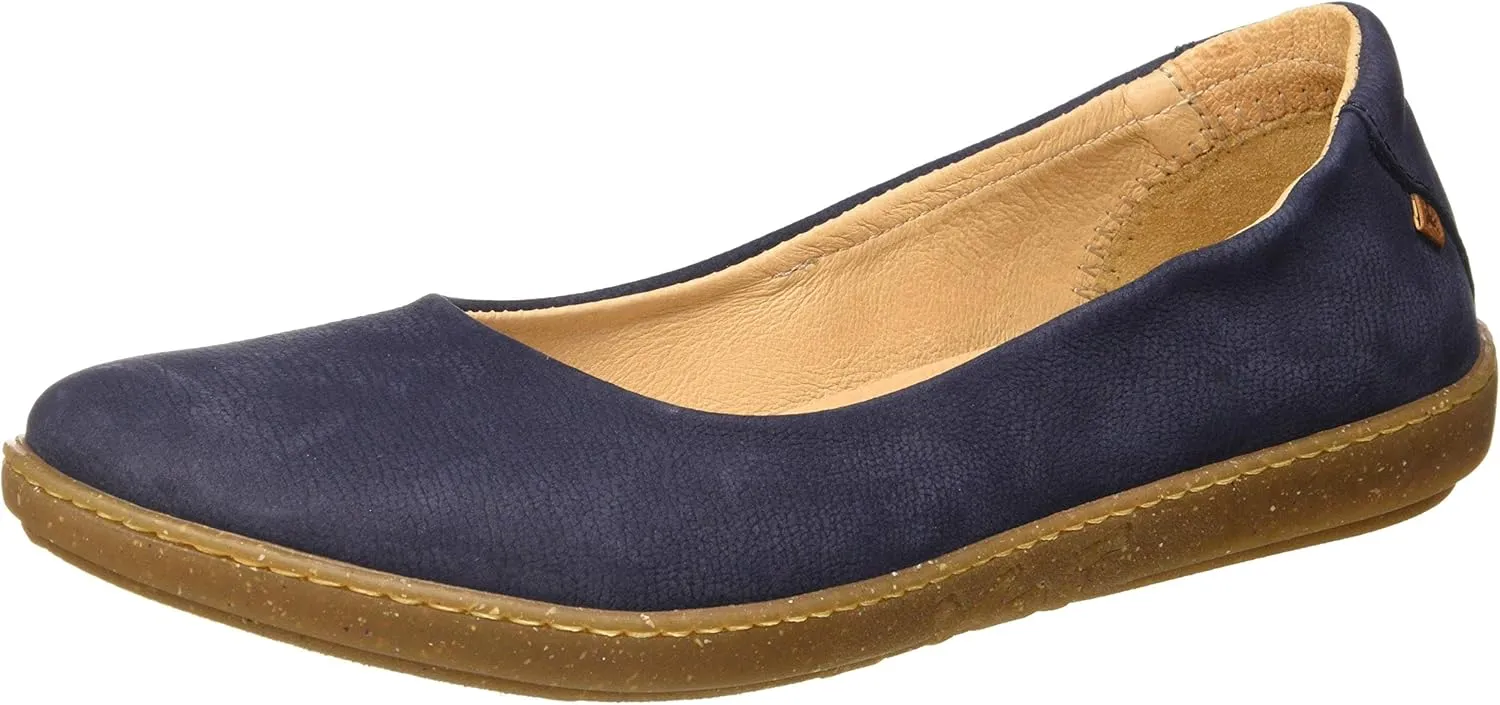 El Naturalista Women's Closed Toe Ballet Flats