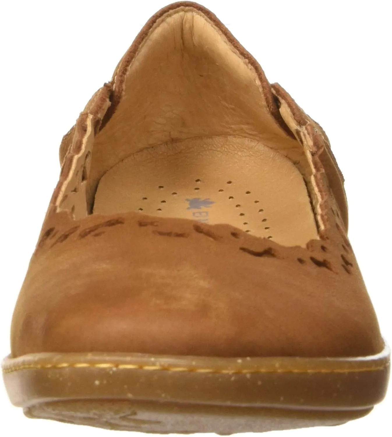 El Naturalista Women's Closed Toe Ballet Flats