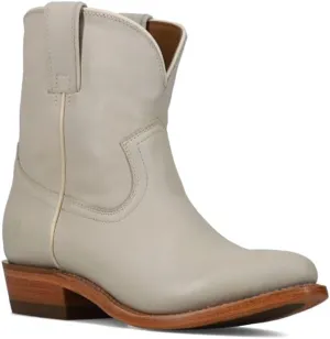 Frye Billy Short Women's Leather Western Boot - Classic Cowgirl Style, Durable Craftsmanship, Comfortable Fit