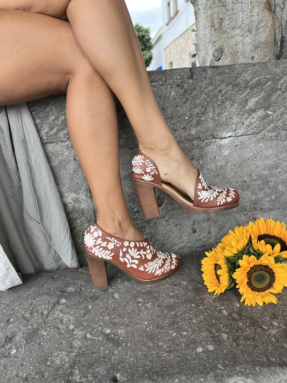 Macarena Collection Sandals women Huarache Sandal Colorful Leather Mexican Comfort Walking Handcrafted Leather Embroidered Flats - Mexican Artisan Design Maky