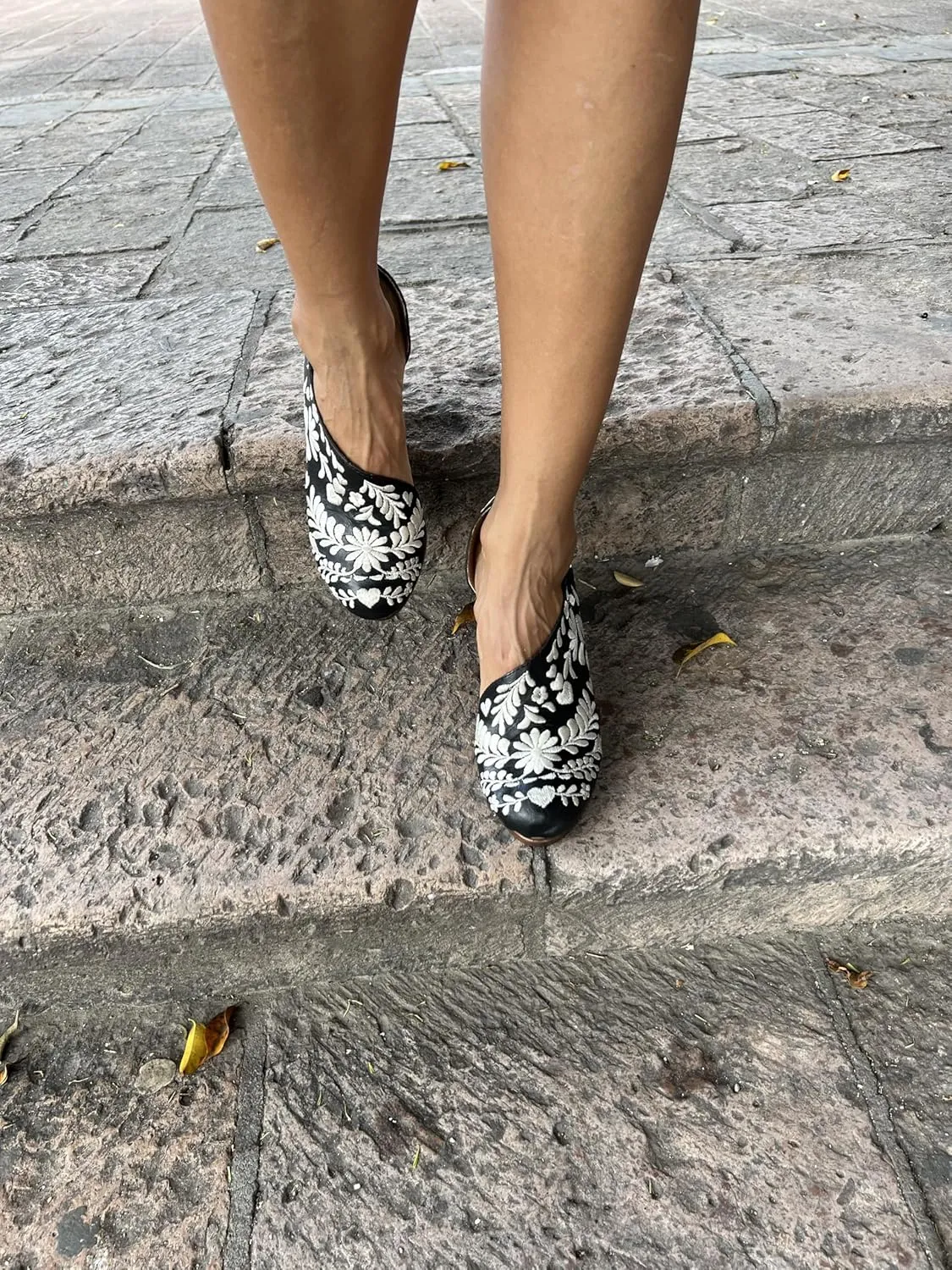 Macarena Collection Sandals women Huarache Sandal Colorful Leather Mexican Comfort Walking Handcrafted Leather Embroidered Flats - Mexican Artisan Design Maky