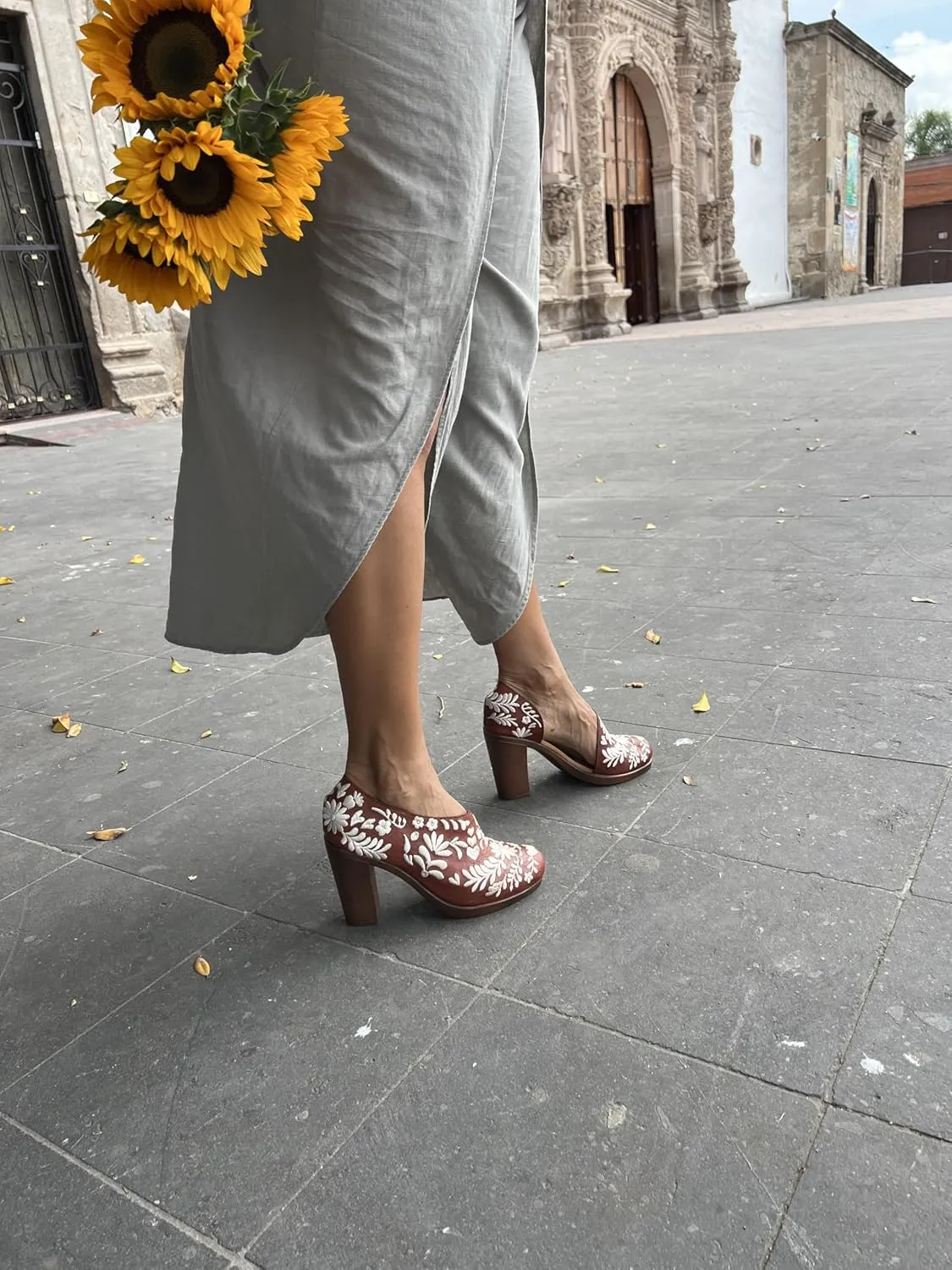 Macarena Collection Sandals women Huarache Sandal Colorful Leather Mexican Comfort Walking Handcrafted Leather Embroidered Flats - Mexican Artisan Design Maky