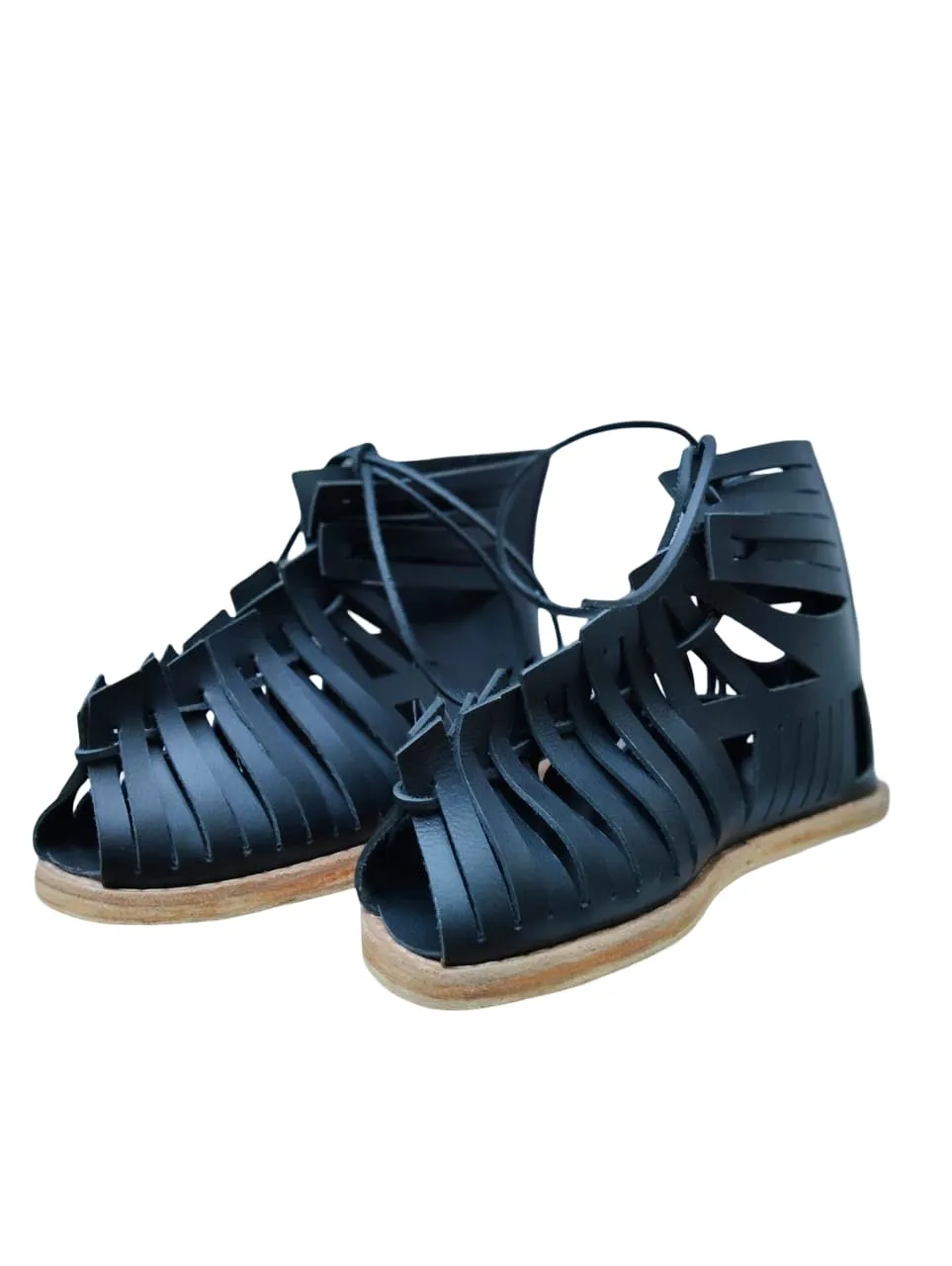 "Rhisi" Medieval Black Leather Viking Shoes – Handmade Historical Footwear for LARP, SCA, Cosplay, Reenactment – Authentic Warrior Sandals for Men (US10)