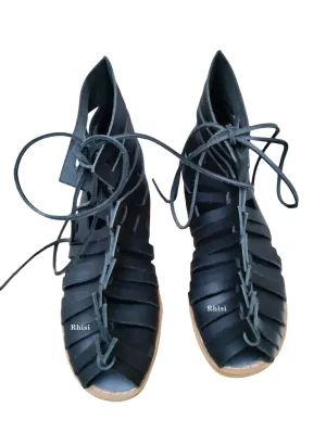 "Rhisi" Medieval Black Leather Viking Shoes – Handmade Historical Footwear for LARP, SCA, Cosplay, Reenactment – Authentic Warrior Sandals for Men (US10)
