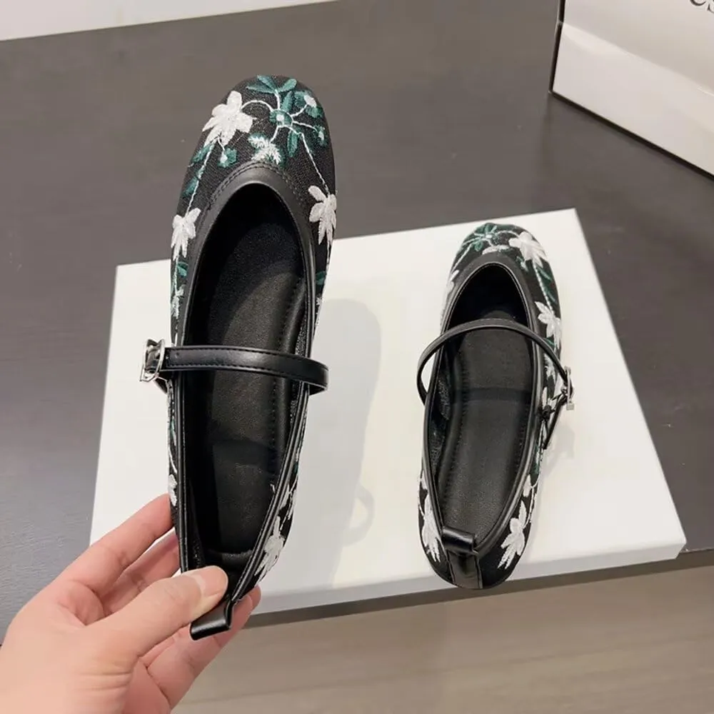 SAILING LU Women's Round Toe Embroidered Ballet Flats Retro Dressy Buckle Flat Shoes Elegant Wedding Soft Slip-Ons for Women