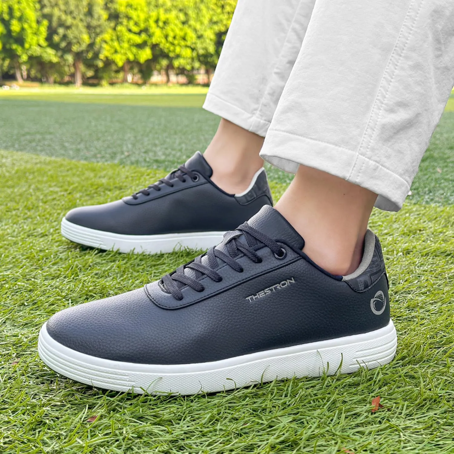Spikeless Golf Shoes Men Professional Golf Foowears Luxury Walking Footwears for Golfers Outdoor