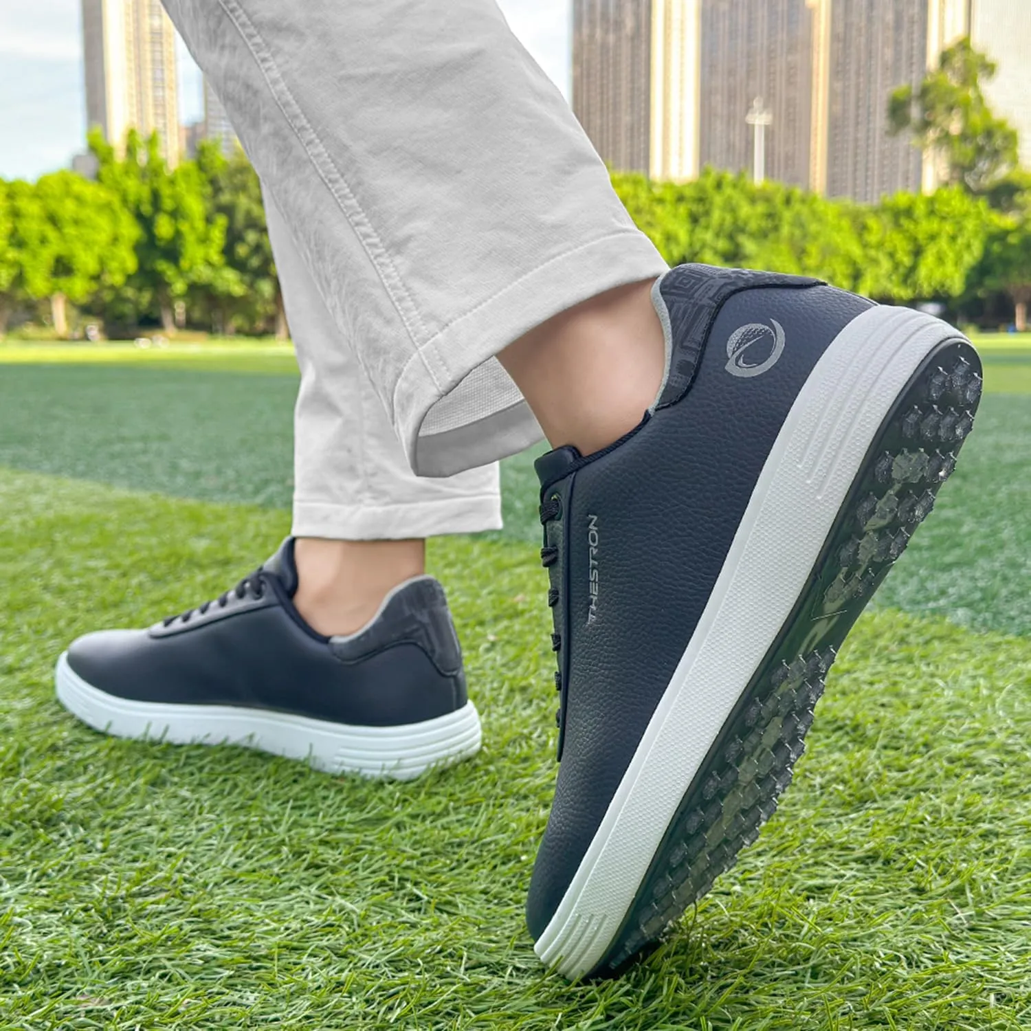 Spikeless Golf Shoes Men Professional Golf Foowears Luxury Walking Footwears for Golfers Outdoor