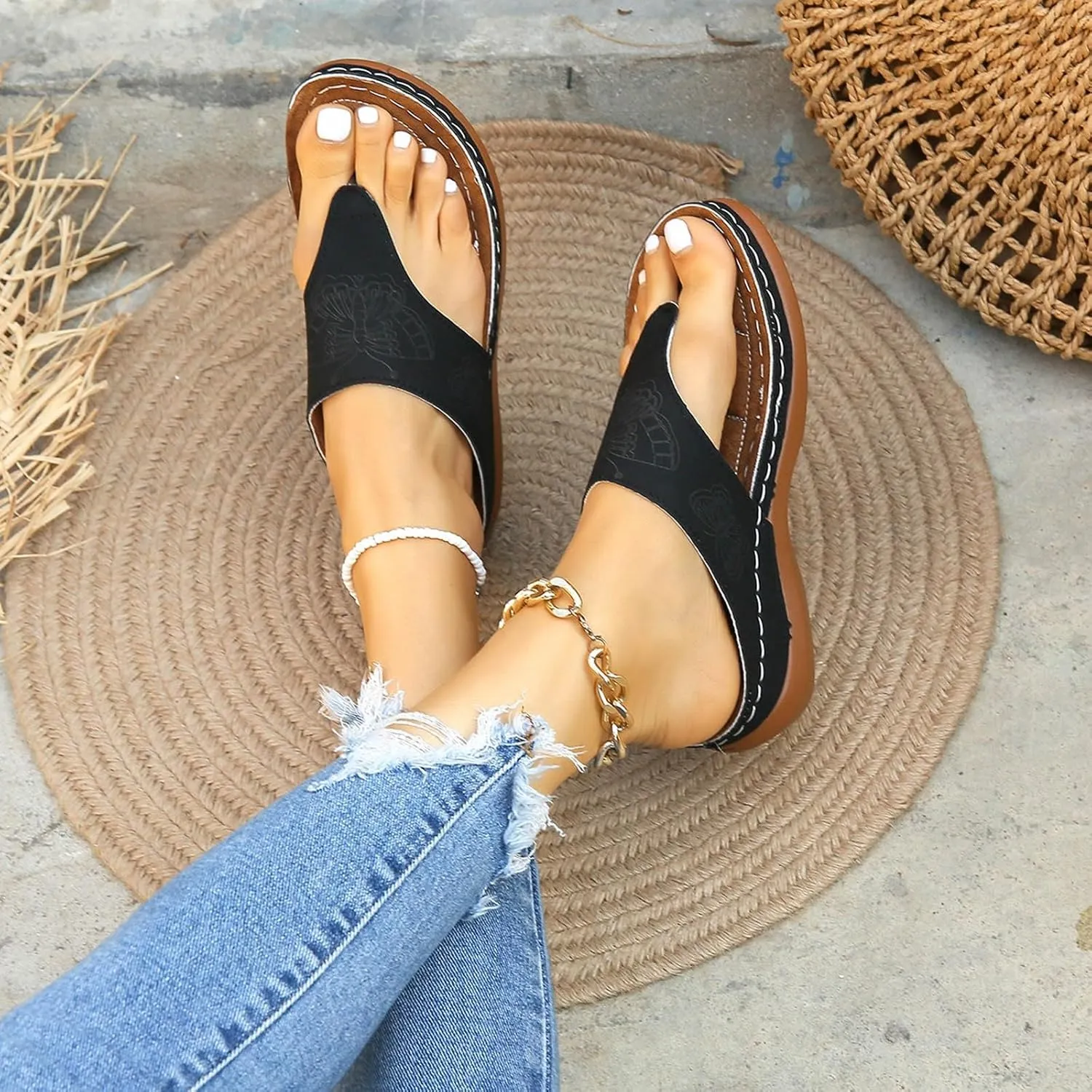 SuanlaTDS Women's Slide Sandals Wedge Flip Flops 2025 Comfortable Dressy Summer Orthopedic Arch Support Platform Slip On Walking Beach Shoes Thong Open Toe Low Heels Wedges Slide Sandal
