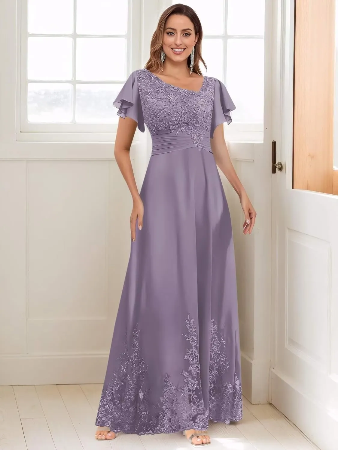 V Neck Mother of The Bride Dresses for Wedding with Sleeves Lace Long Formal Evening Gowns