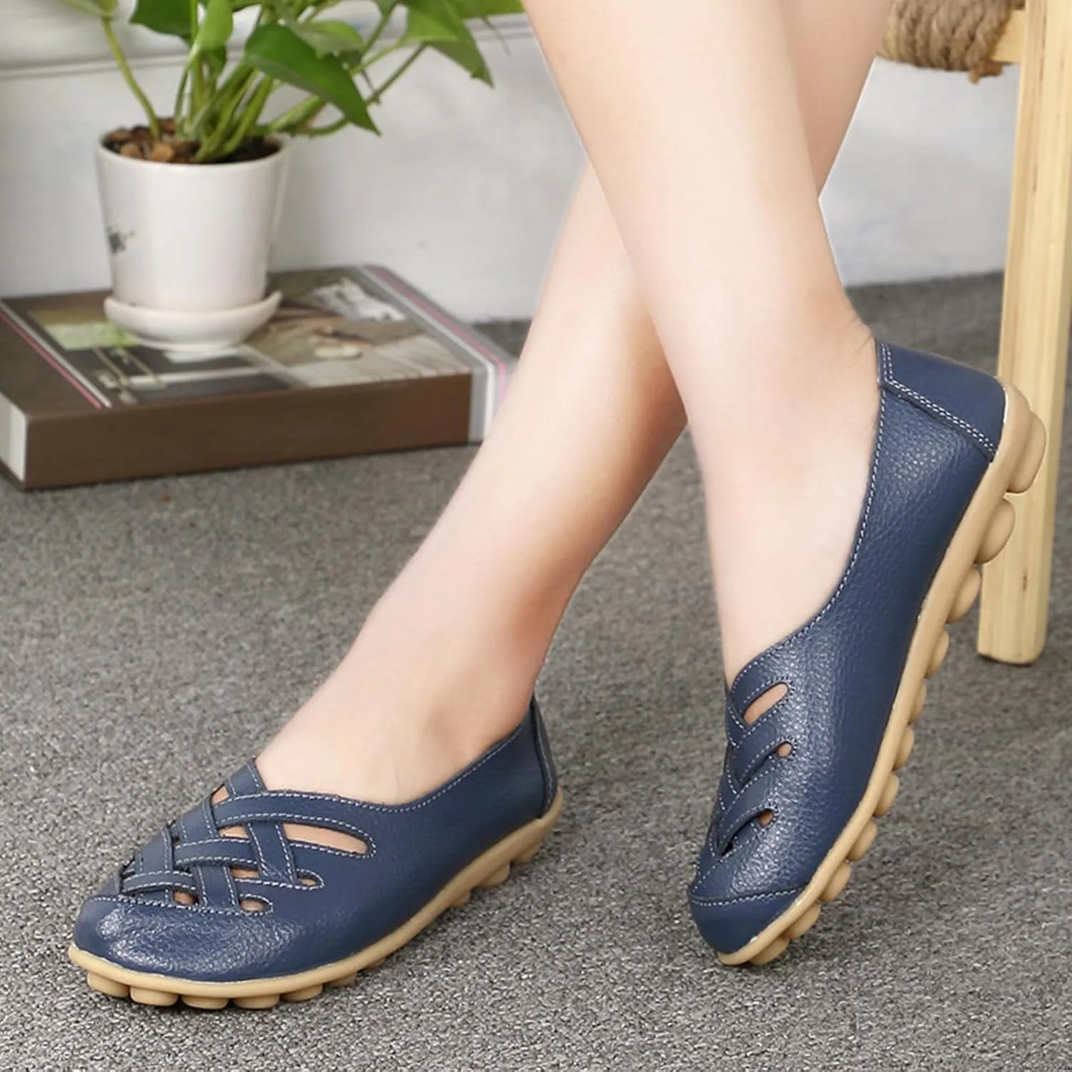 Women's Cowhide Leather Loafers Flat Sandals Comfort Walking Casual Flat Loafer, Classic Driving Shoes Soft Round Toe Slip On Sandals Breathable Outdoor Walking Shoes